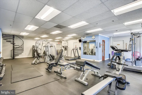 $3,500 | 1211 South Eads Street, Unit 602, Arlington, VA 22202