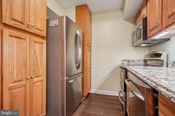 $3,500 | 1211 South Eads Street, Unit 602, Arlington, VA 22202