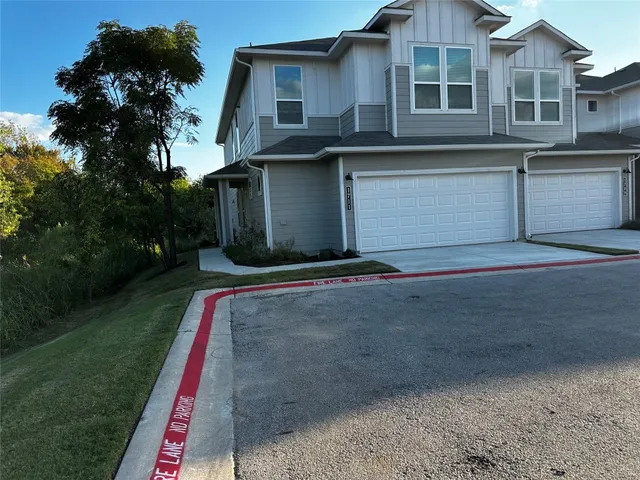$2,300 | 1711 Tun Tavern Trail, Unit 36, Austin, TX 78754