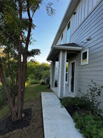 $2,300 | 1711 Tun Tavern Trail, Unit 36, Austin, TX 78754
