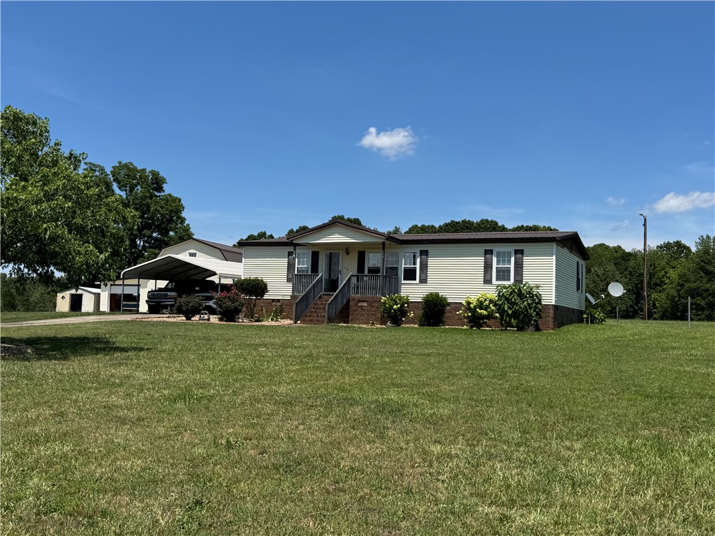 3301 Jones Chapel Road Honea Path, SC 29654 - Photo 1 of 36