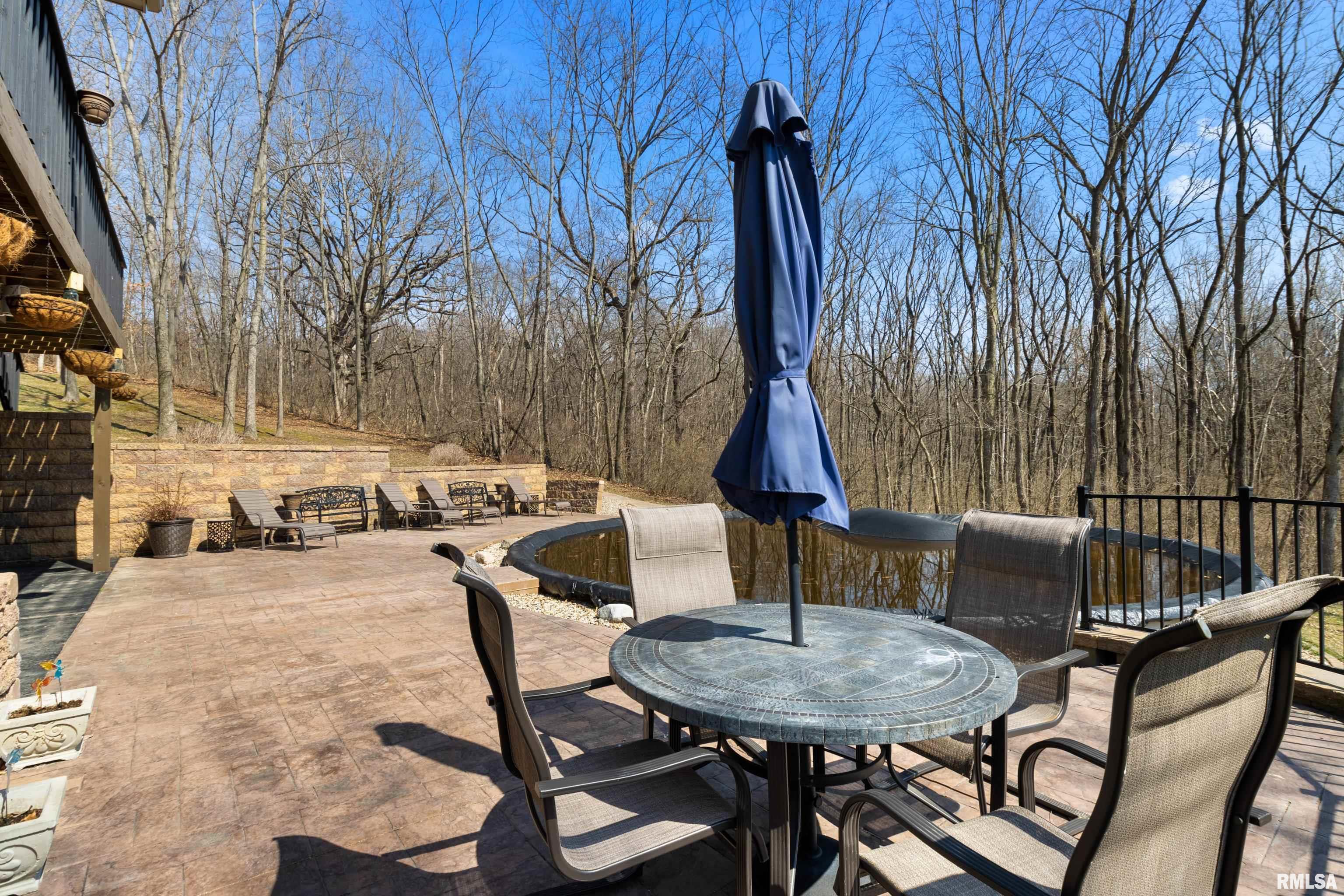 17980 Red Shale Hill Road Pekin, IL 61554 - Photo 12 of 61