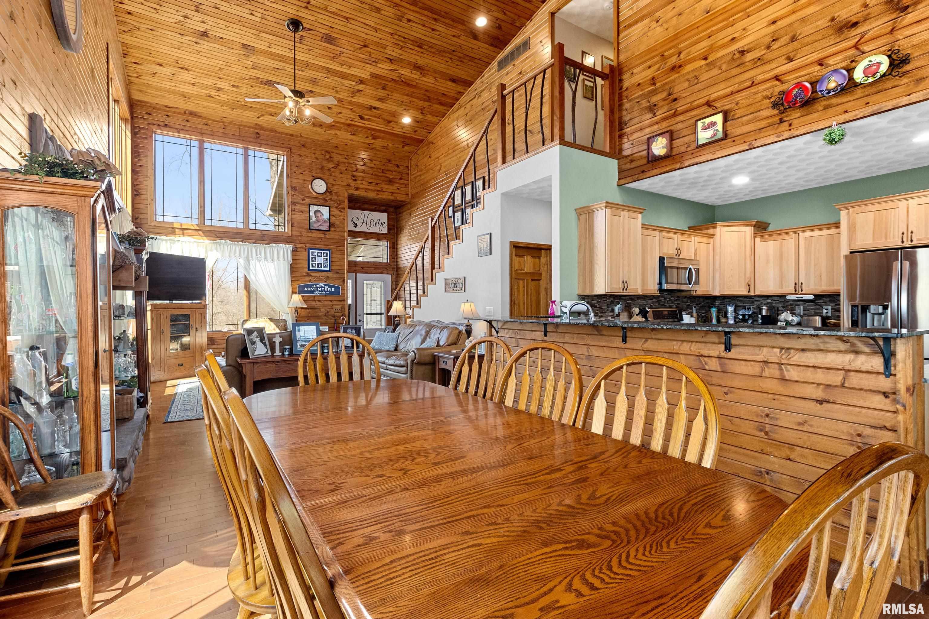 17980 Red Shale Hill Road Pekin, IL 61554 - Photo 20 of 61