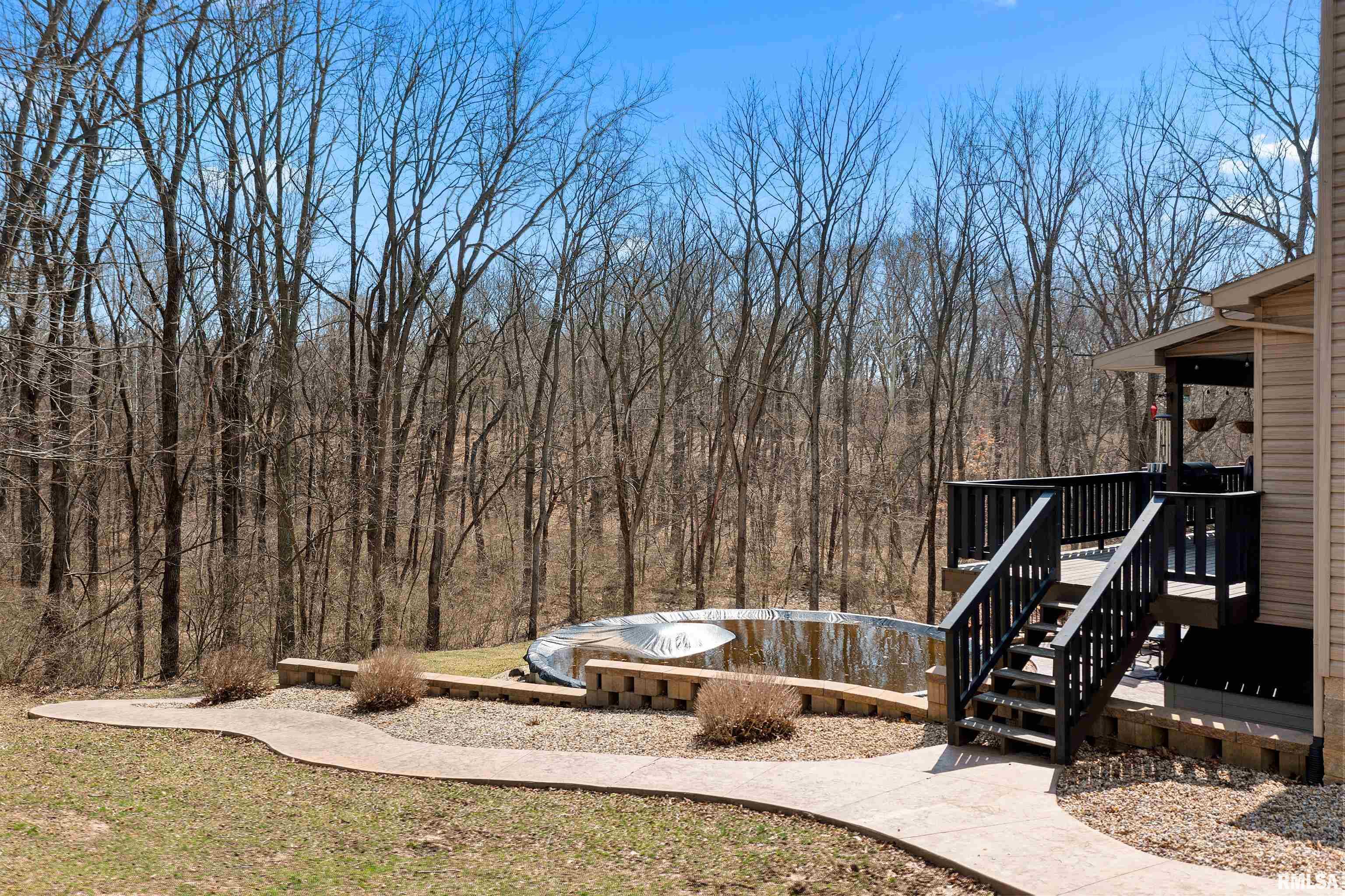 17980 Red Shale Hill Road Pekin, IL 61554 - Photo 7 of 61