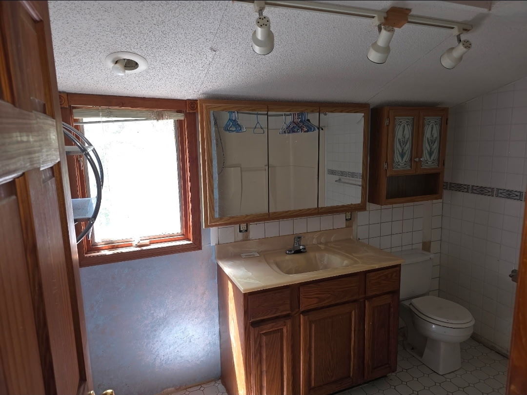 6737 Rydberg Road Rockford, IL 61109 - Photo 13 of 27 Gallery Image 13