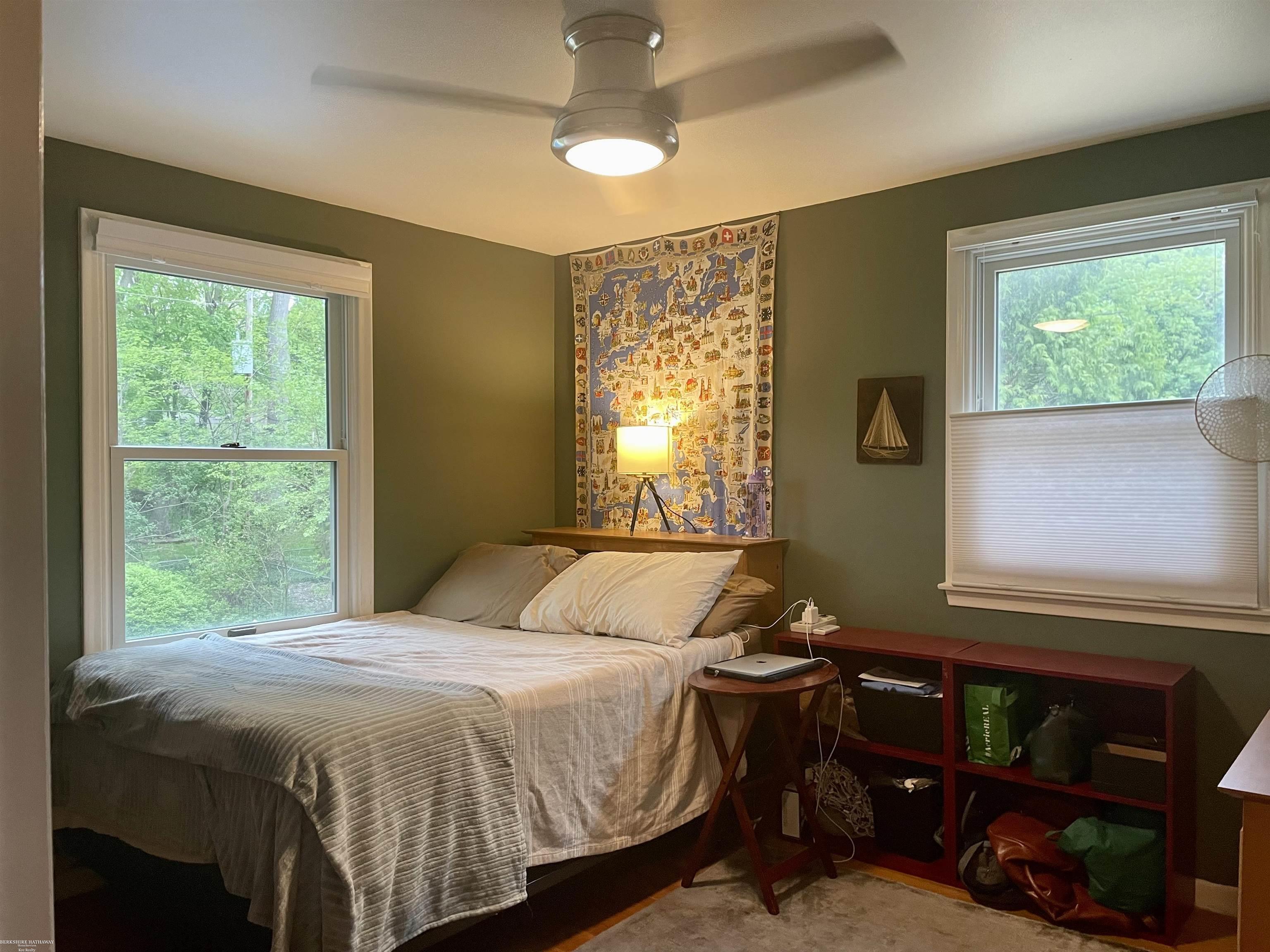 972 Croydon Road Rochester, MI 48309 - Photo 17 of 27 50109577-16.JPG