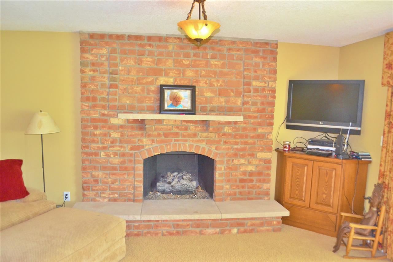 9313 Yellow River Road Fort Wayne, IN 46818 - Photo 13 of 27