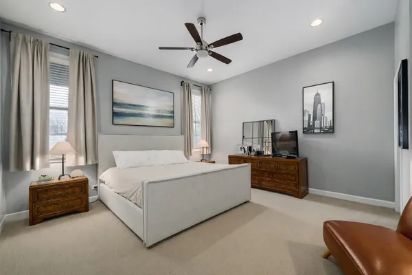 $725,000 | 1412 North Hoyne Avenue, Unit 1C, Chicago, IL 60622