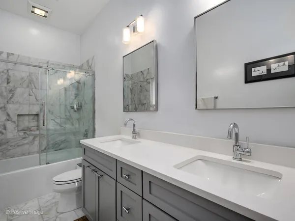$725,000 | 1412 North Hoyne Avenue, Unit 1C, Chicago, IL 60622
