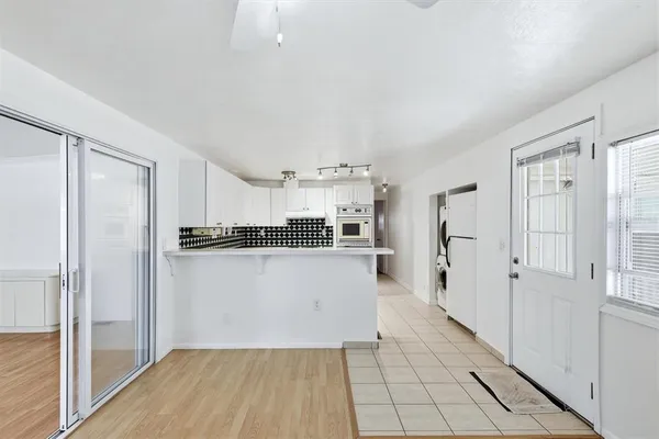 $1,500 | 5236 Kenwood Avenue, Sarasota, FL 34234