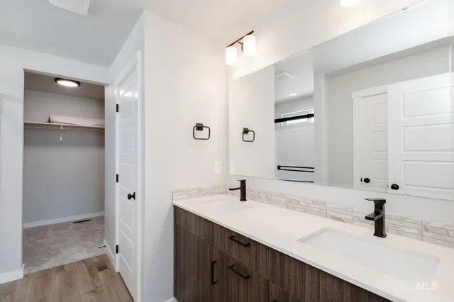 $474,990 | 5328 Castleton Avenue, Nampa, ID 83686