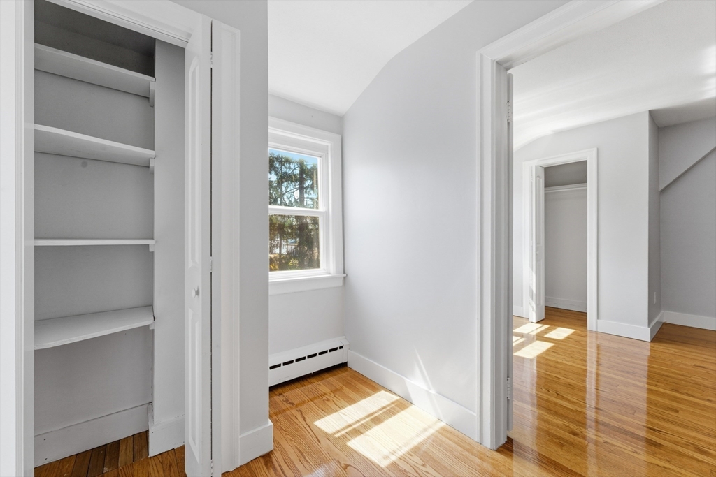 21 Wrona Street Springfield, MA 01151 - Photo 23 of 36