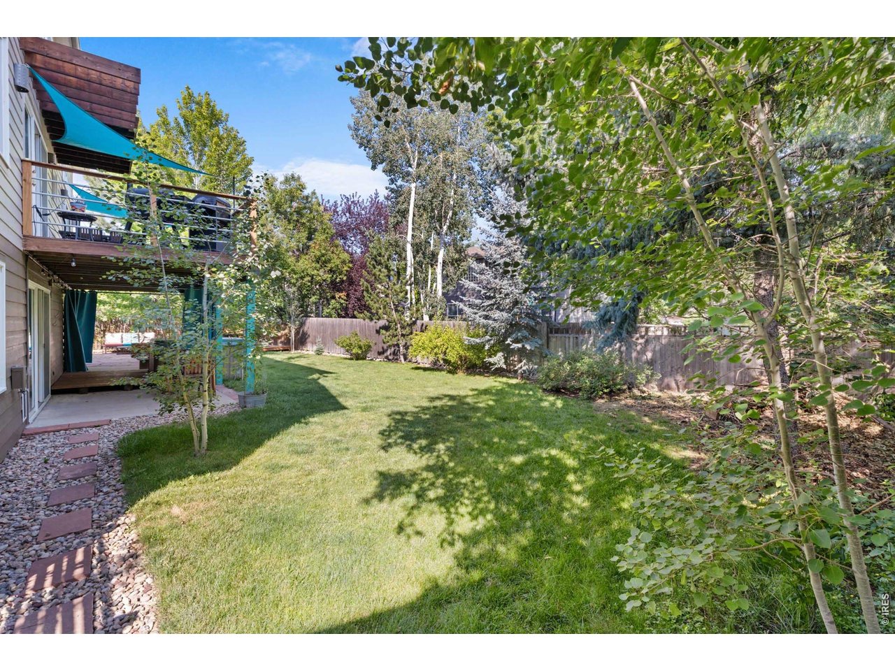 3966 Montclair Lane Boulder, CO 80301 - Photo 33 of 40 Spacious backyard