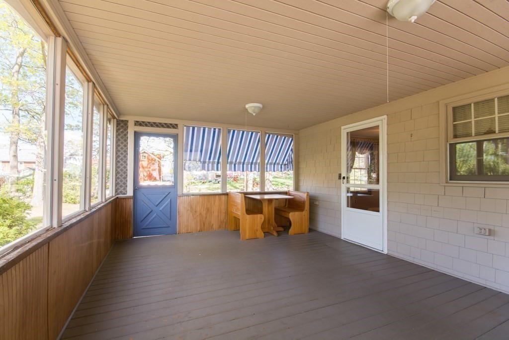 138 Stonehaven Road Fall River, MA 02723 - Photo 7 of 36 Gallery Image 7