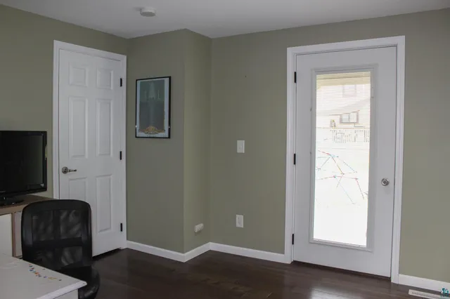 $164,000 | 1122 6th Street West, Ashland, WI 54806