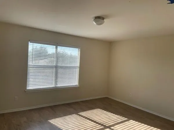 $2,575 | 2105 Fall Creek Drive, Leander, TX 78641