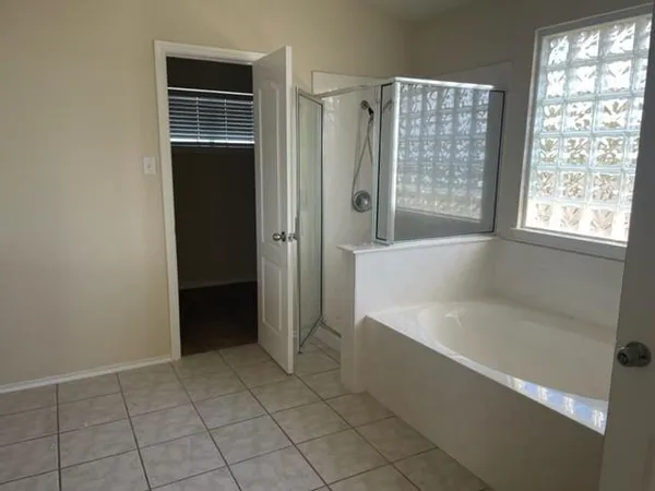 $2,575 | 2105 Fall Creek Drive, Leander, TX 78641