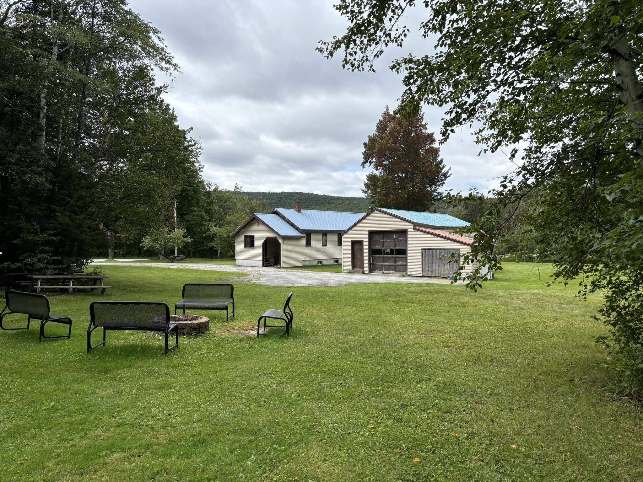 556 Stratton Arlington Road Stratton, VT 05360 - Photo 4 of 44