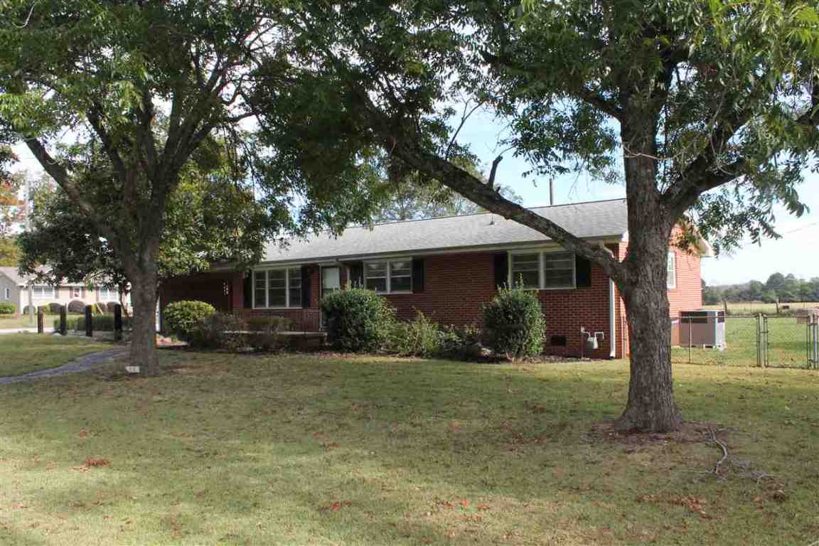 110 Donhill Road Anderson, SC 29625 - Photo 2 of 36
