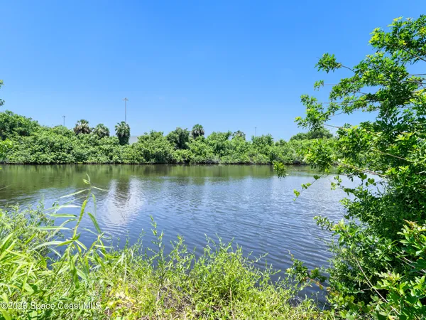$650,000 | 629 East Melbourne Avenue, Melbourne, FL 32901