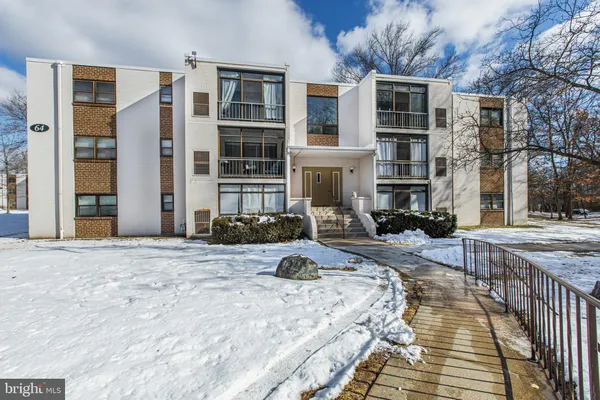 $1,375 | 64 Welsh Tract Road, Unit C305, Newark, DE 19713