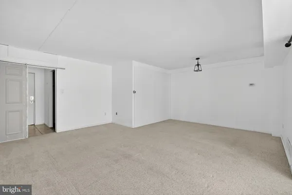 $1,375 | 64 Welsh Tract Road, Unit C305, Newark, DE 19713