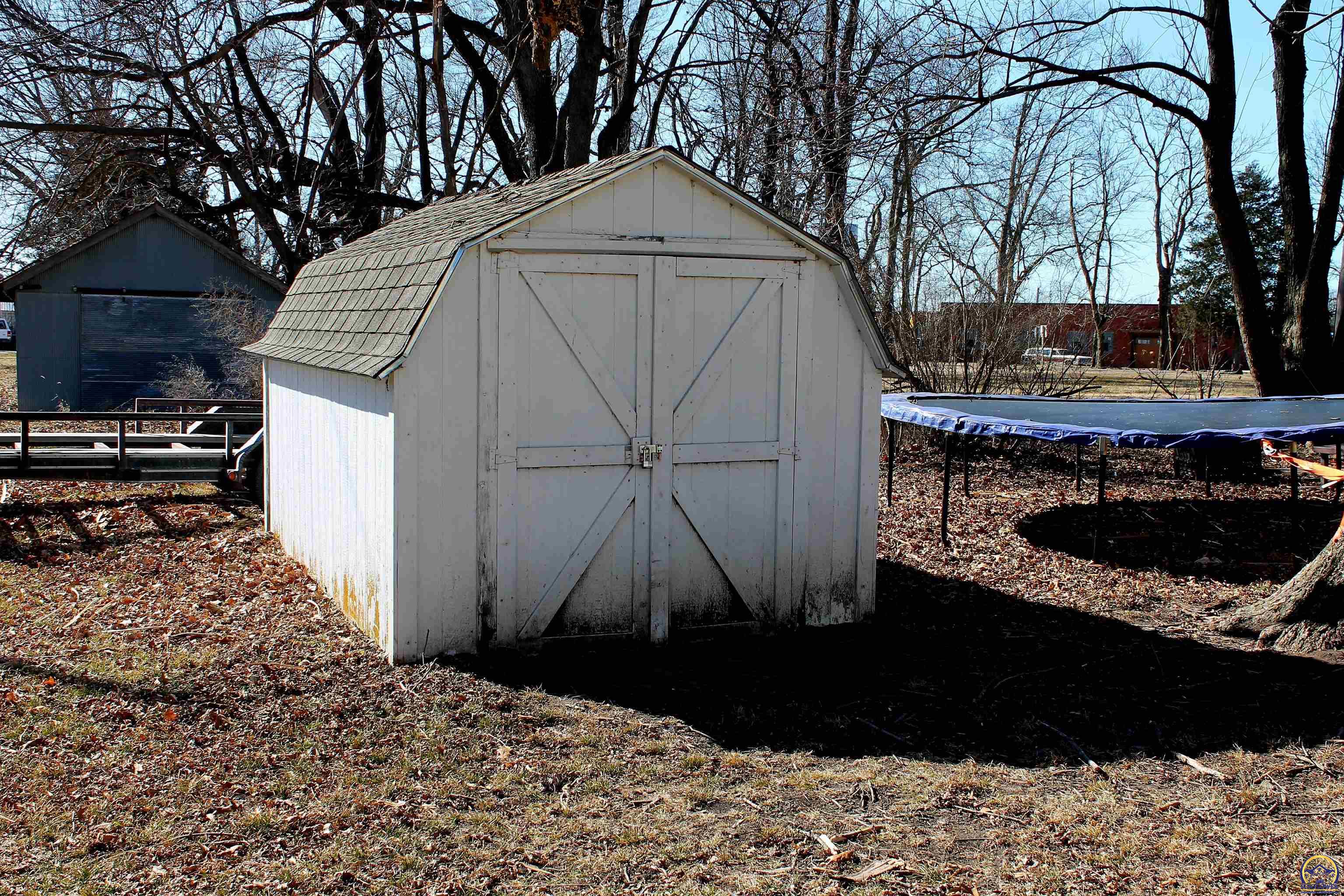 317 Chestnut Street Everest, KS 66424 - Photo 7 of 26