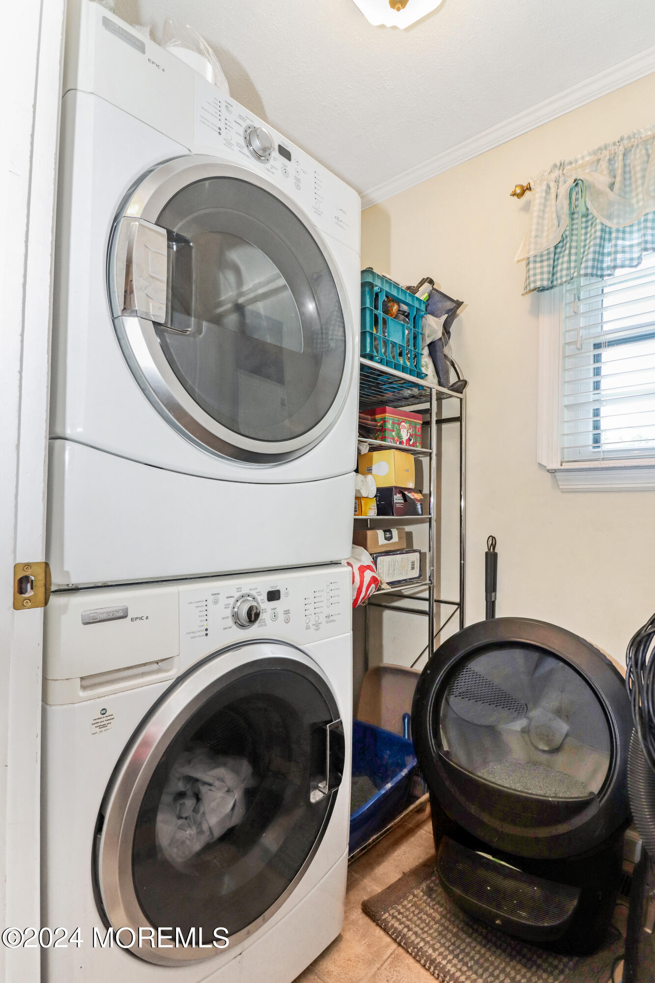 100 Whispering Oaks Way Jackson, NJ 08527 - Photo 36 of 56 a utility room with dryer and washer