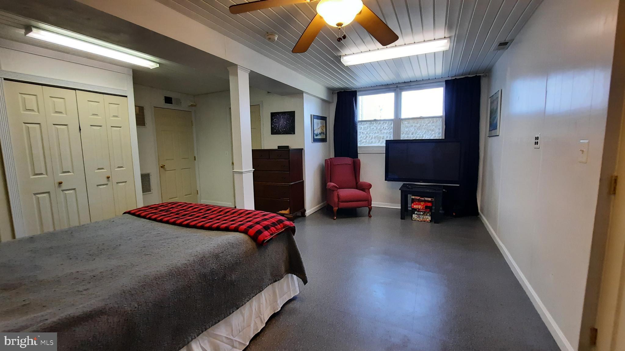 2478 High Top Road Linden, VA 22642 - Photo 23 of 36 a bedroom with a bed furniture and a window