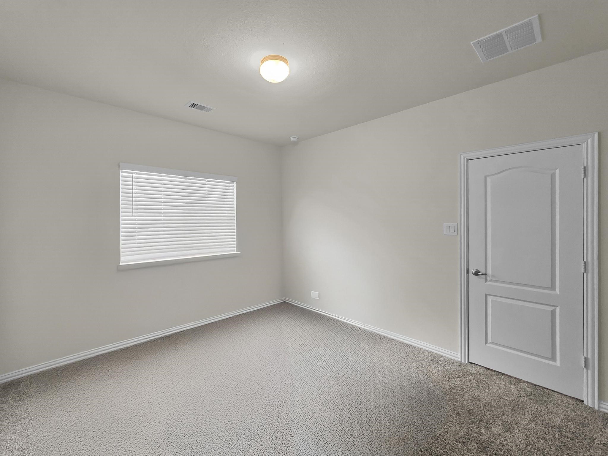 398 Shoreview Drive Conroe, TX 77303 - Photo 24 of 33 Great sized secondary bedrooms