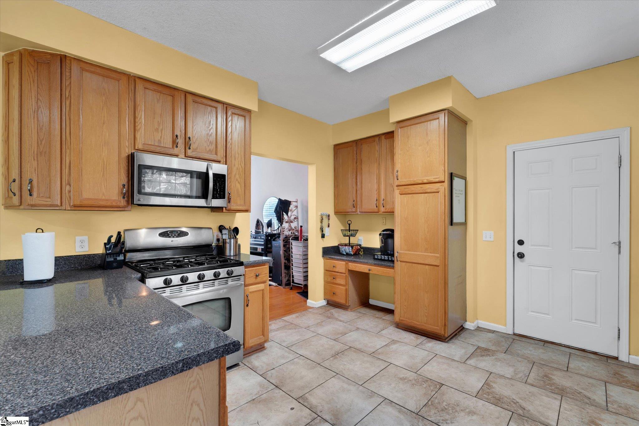 104 Pleasant Woods Road Piedmont, SC 29673 - Photo 12 of 28 Gallery Image 12