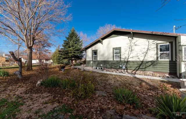 $425,000 | 408 Clear Lakes Road, Buhl, ID 83316