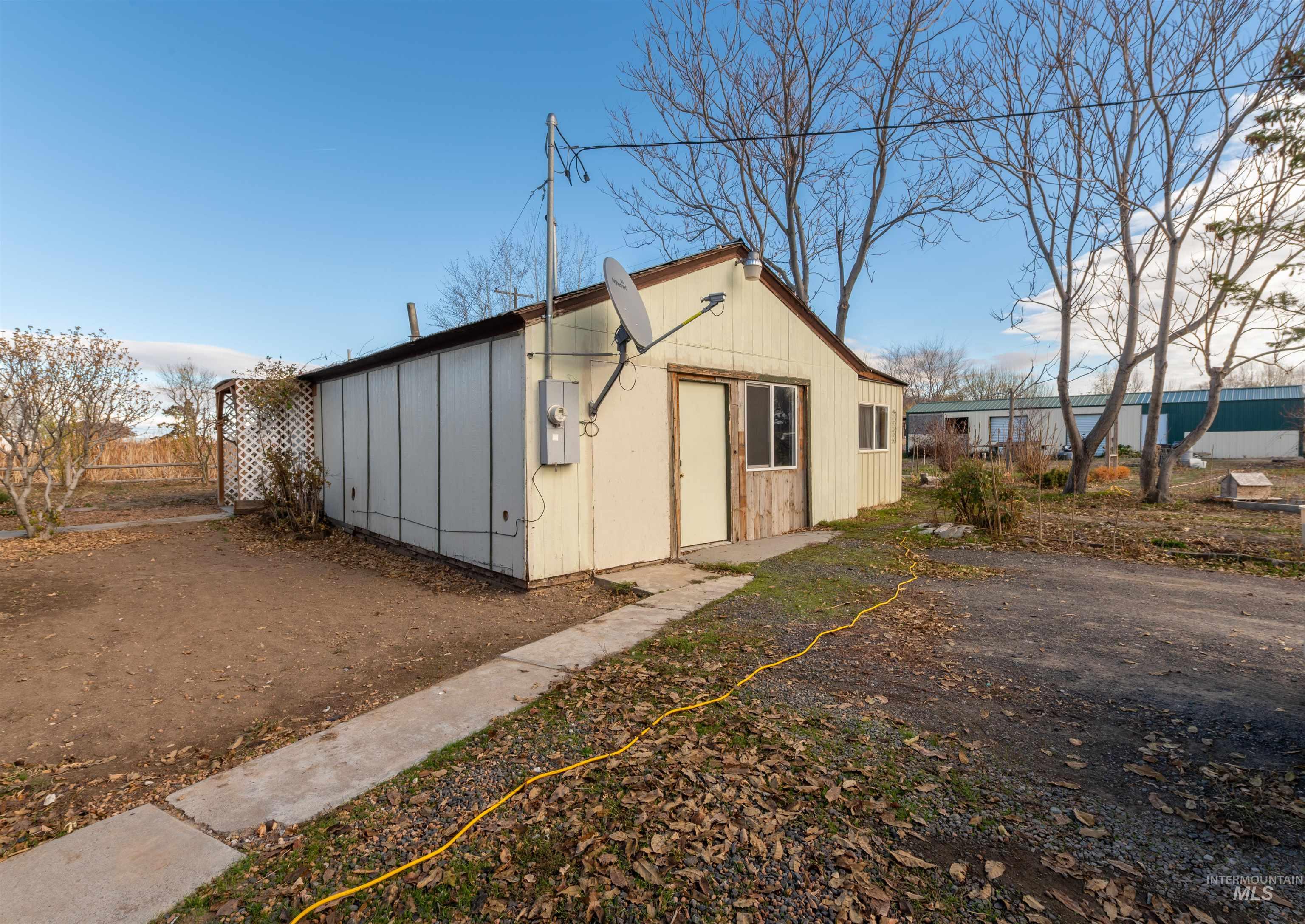 408 Clear Lakes Road Buhl, ID 83316 - Photo 9 of 16 View of outdoor structure