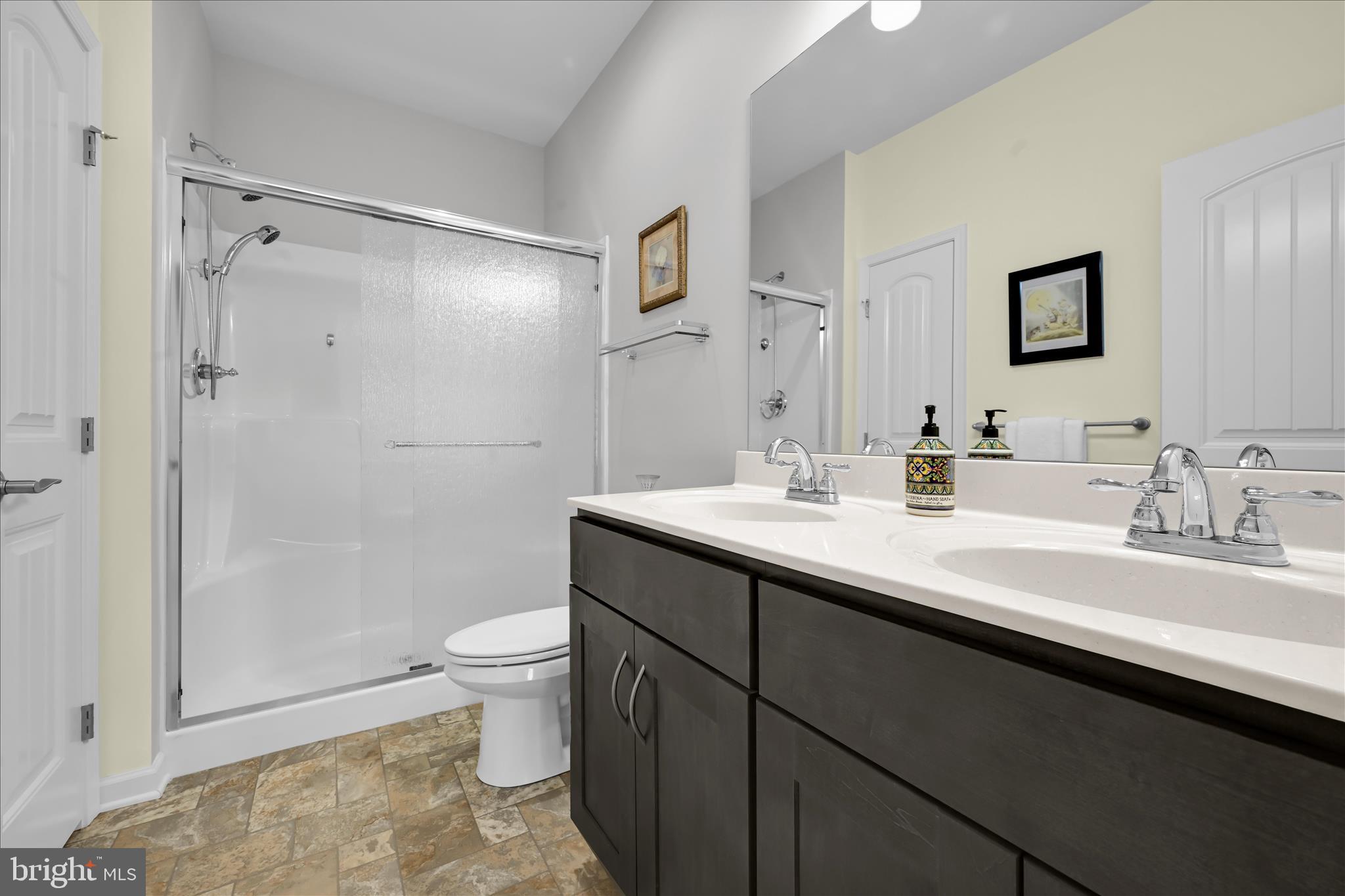 718 Stone Creek Road Lancaster, PA 17603 - Photo 12 of 34 Primary Bathroom