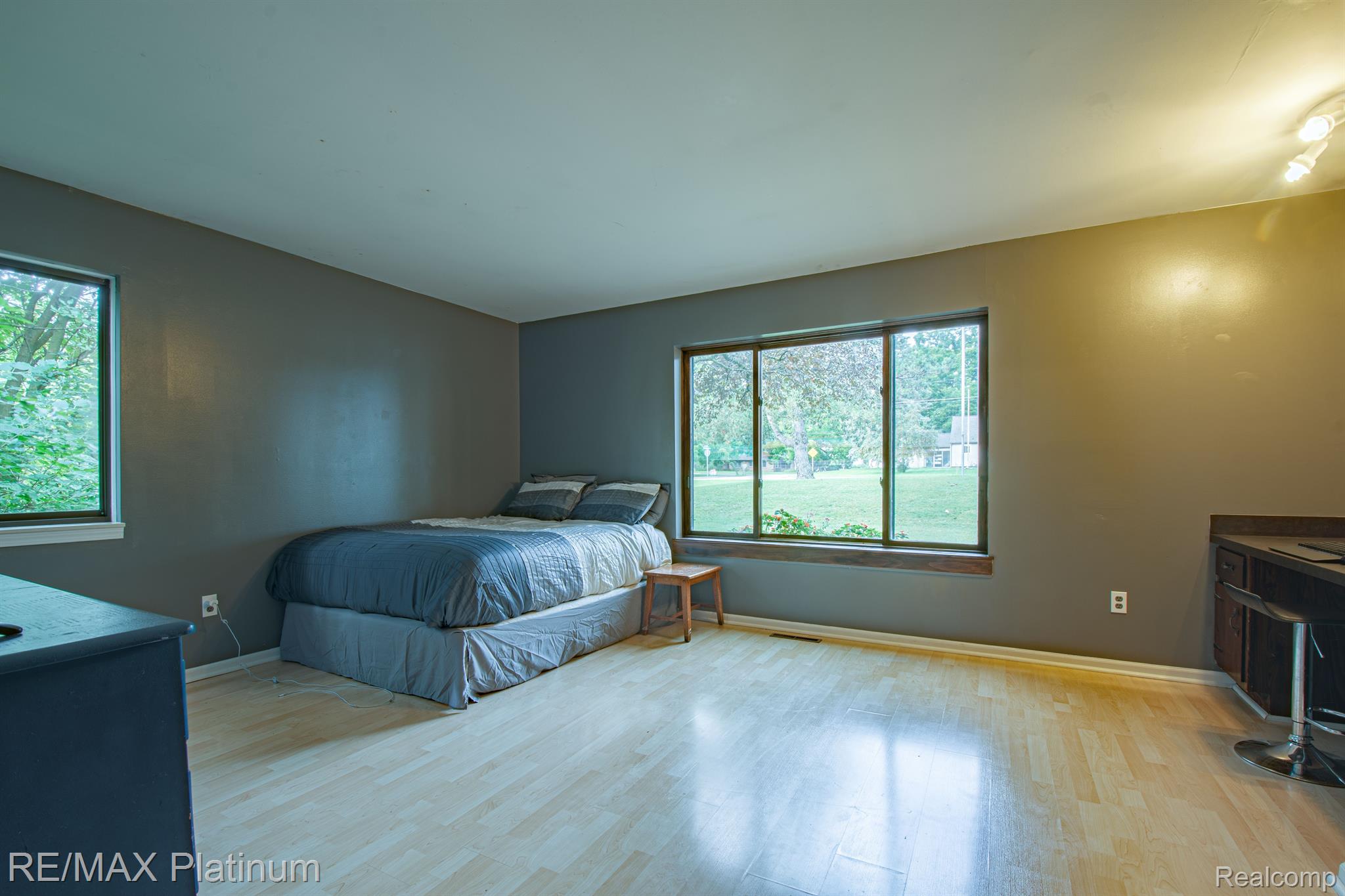 13503 Fenton Road Fenton, MI 48430 - Photo 22 of 54 Gallery Image 22