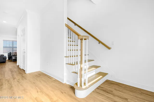 a view of entryway and hall