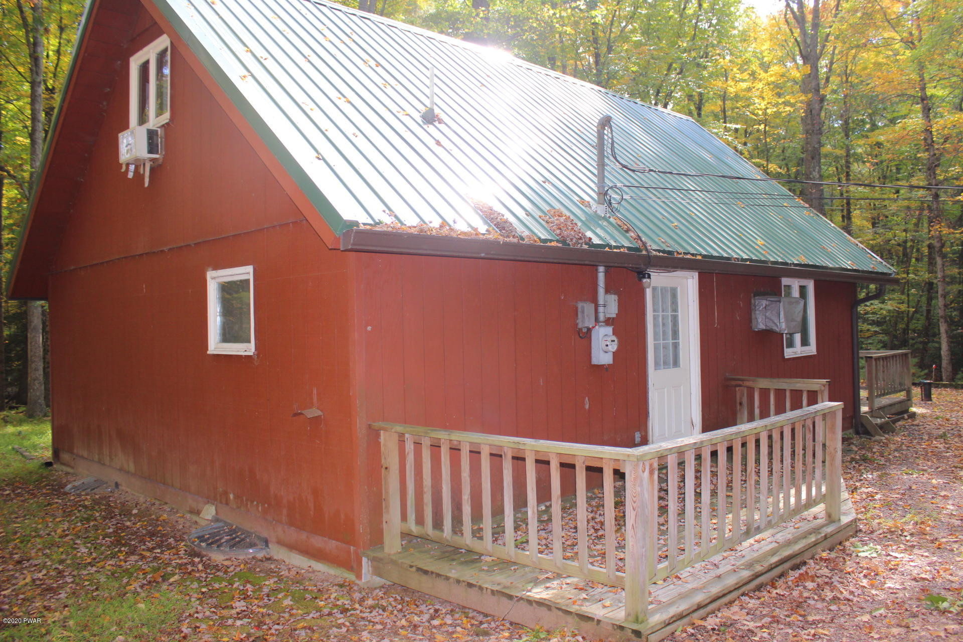 104 Crane Road Lakeville, PA 18438 - Photo 4 of 19 Side of House