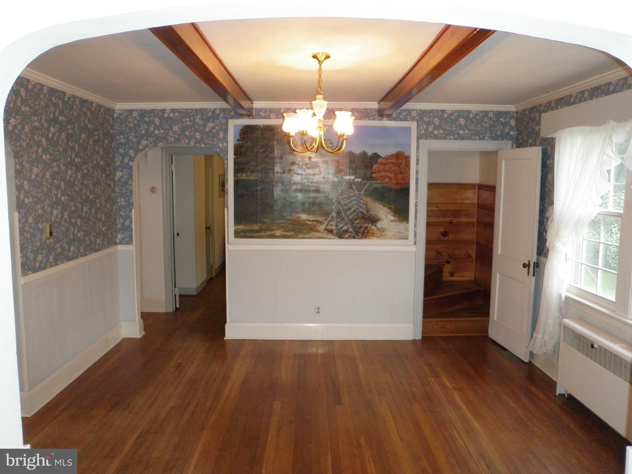 126 Cecil Road Pasadena, MD 21122 - Photo 11 of 30 Dining Room