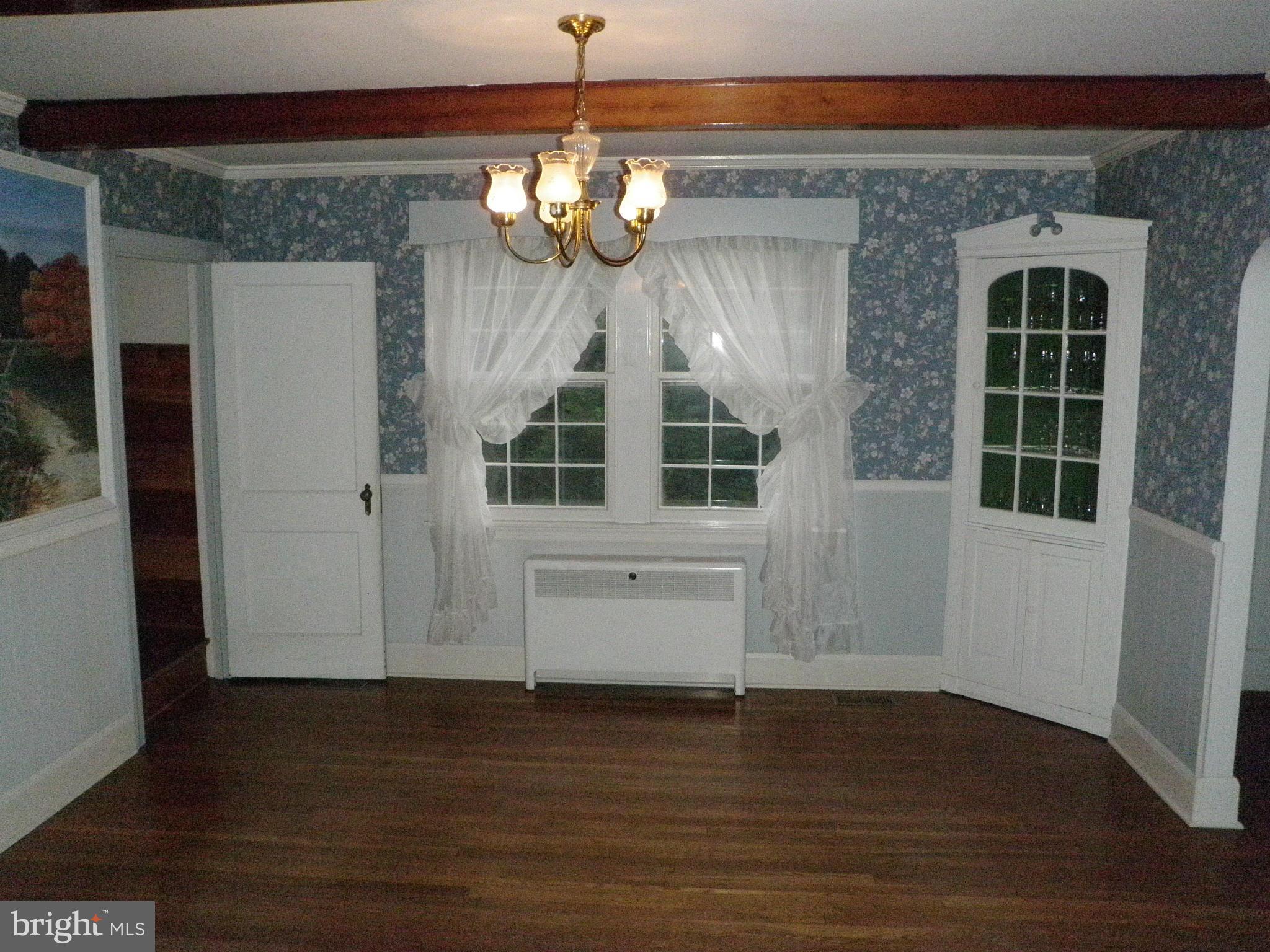 126 Cecil Road Pasadena, MD 21122 - Photo 9 of 30 Dining Room