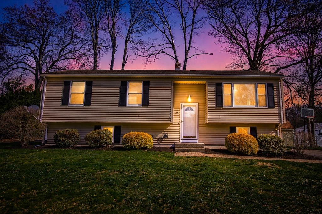 90 Teakwood Road Springfield, MA 01128 - Photo 37 of 39