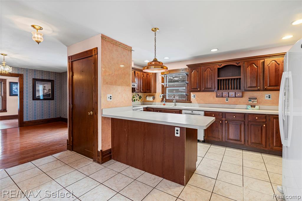 9710 Rattalee Lake Road Clarkston, MI 48348 - Photo 17 of 59 Gallery Image 17