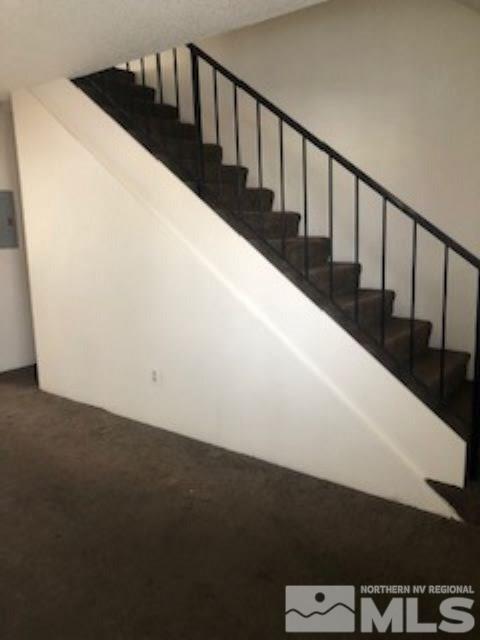 1408 East 9th Street, Unit 2 Reno, NV 89512 - Photo 4 of 10 a view of entryway
