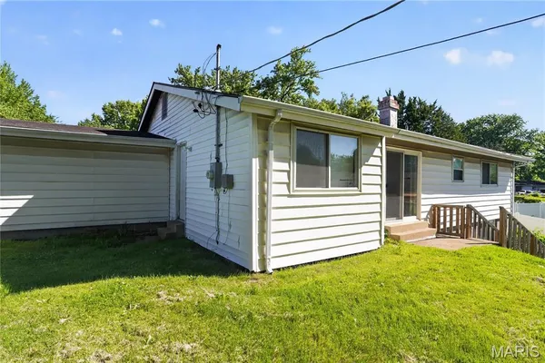 $174,900 | 11874 Beckett Fall Road, Florissant, MO 63033
