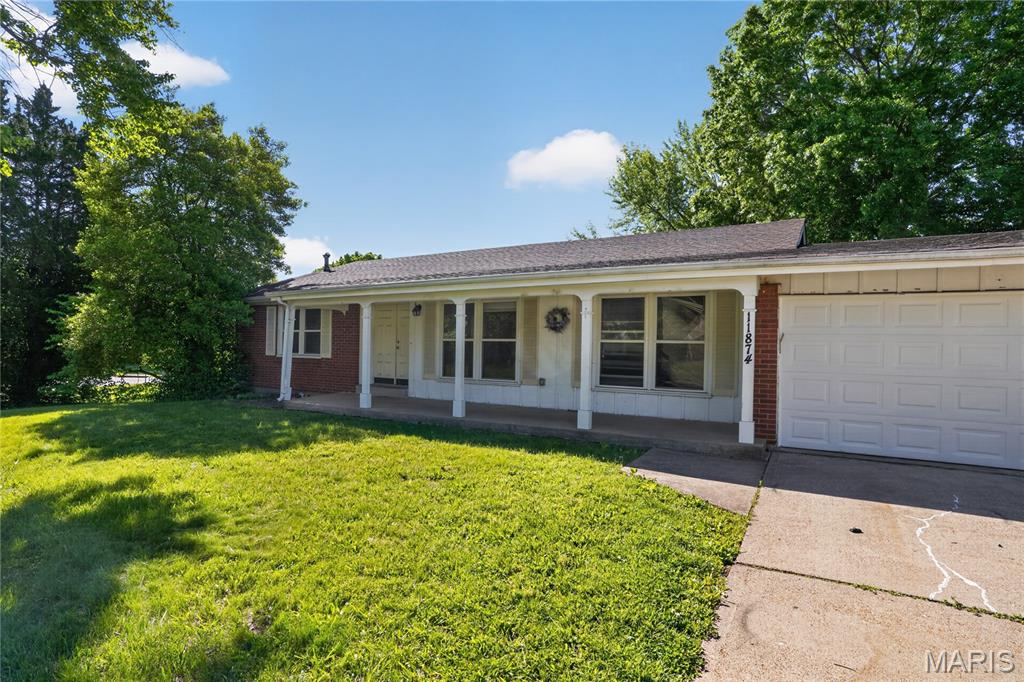 11874 Beckett Fall Road Florissant, MO 63033 - Photo 8 of 34