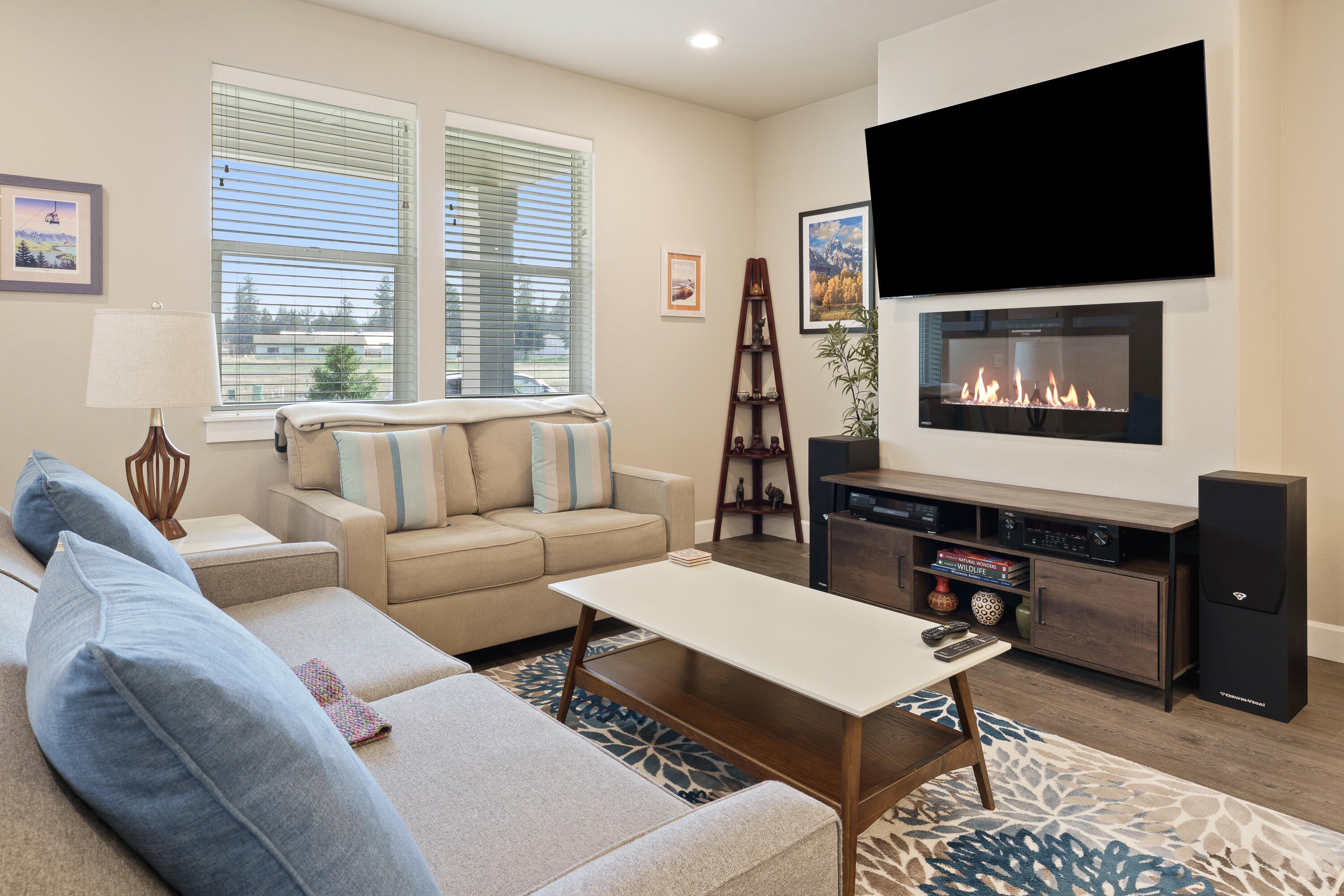 20526 Murphy Road Bend, OR 97702 - Photo 6 of 32 DSC09376