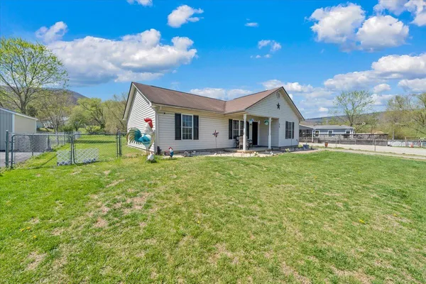 $250,000 | 68 Penn Avenue, New Castle, VA 24127