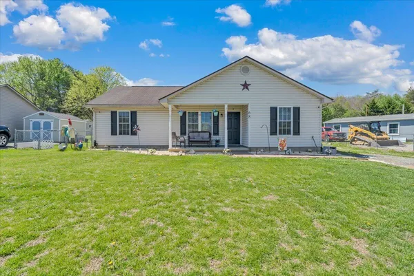 $250,000 | 68 Penn Avenue, New Castle, VA 24127