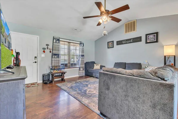 $250,000 | 68 Penn Avenue, New Castle, VA 24127