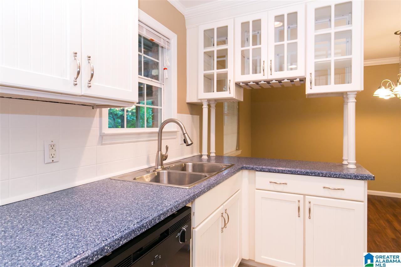 1074 Sunhill Road Northwest Birmingham, AL 35215 - Photo 14 of 39