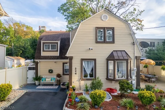 $669,000 | 224 Edgar Place, Elizabeth, NJ 07202